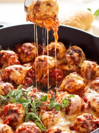 Skillet Meatballs in Marinara Sauce